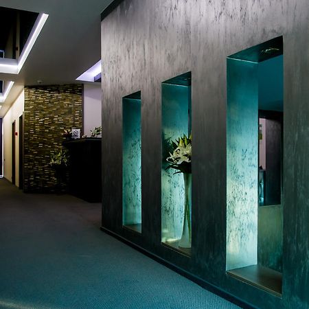 Hotel Aqua Тыргу-Жиу Экстерьер фото